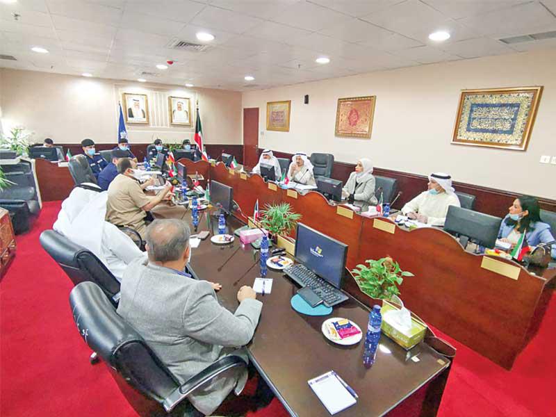 وفد الديوان الوطني خلال اللقاء مع قطاع السجونn