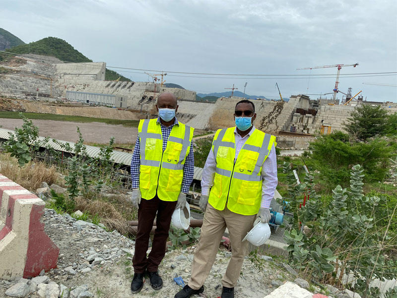 وزير الري الإثيوبي يتفقد قبل أيام العمل بسد النهضة 