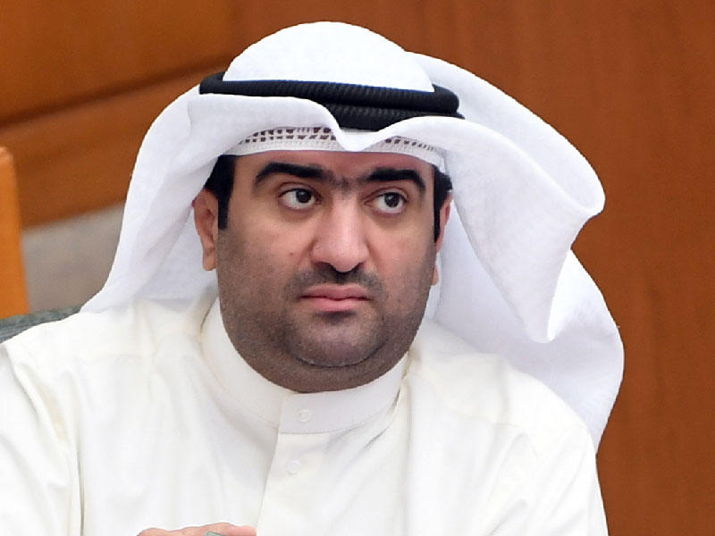  وزير التجارة والصناعة خالد الروضان 