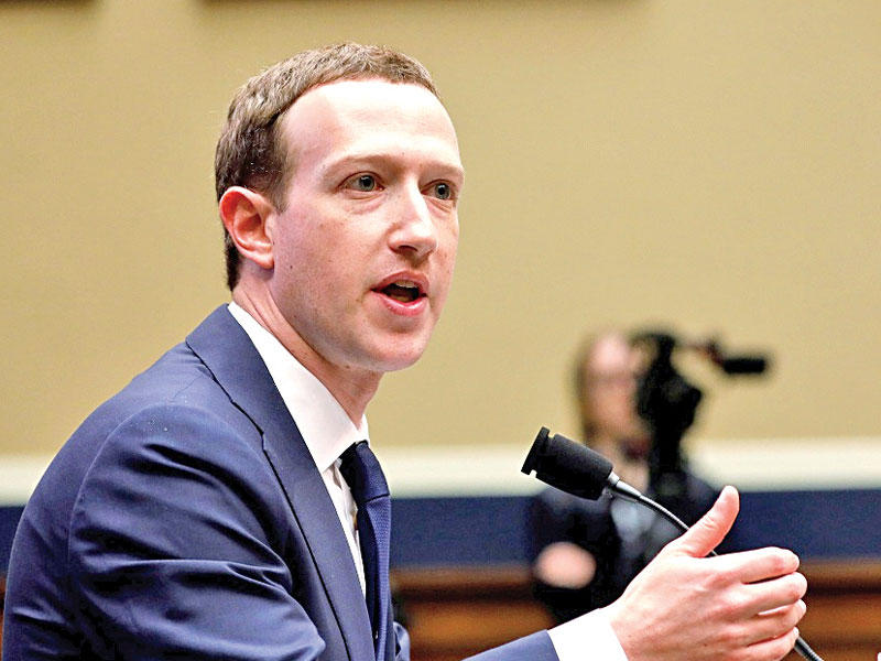 رئيس شركة فيسبوك التنفيذي مارك زوكربرغ 