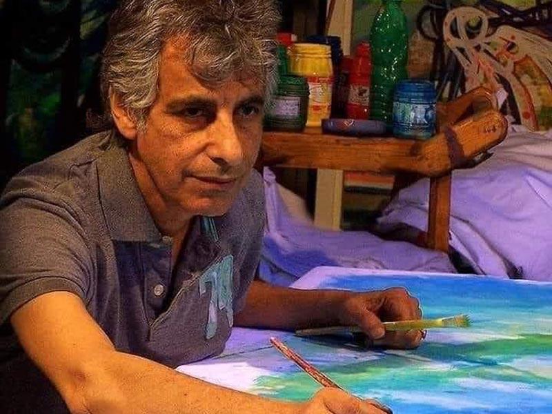 الفنان التشكيلي ومهندس الديكور المسرحي حسين العزبي