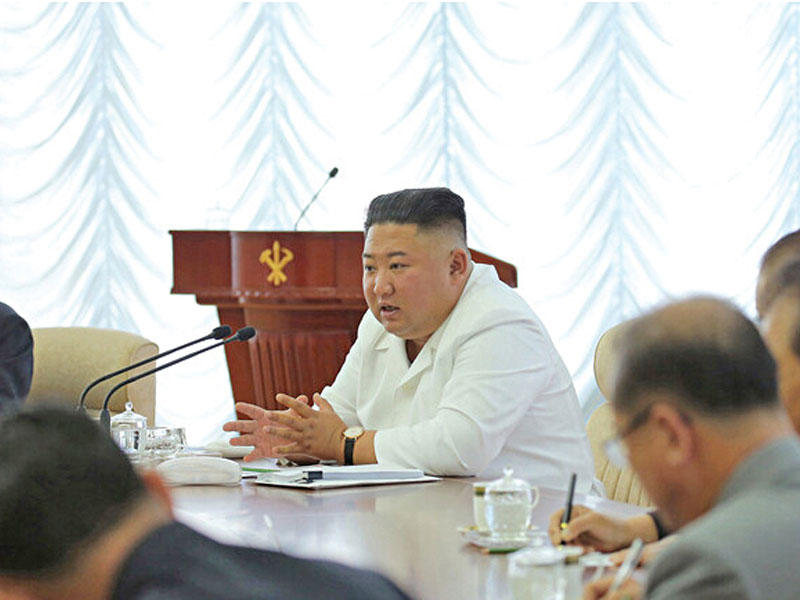 الزعيم كيم جونغ أون 