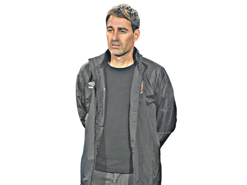 رينيه فايلر مدرب فريق النادي الأهلي المصري 