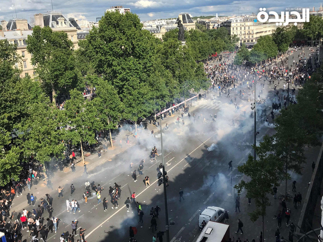 آلاف الفرنسيين يتظاهرون للتنديد بعنف الشرطة