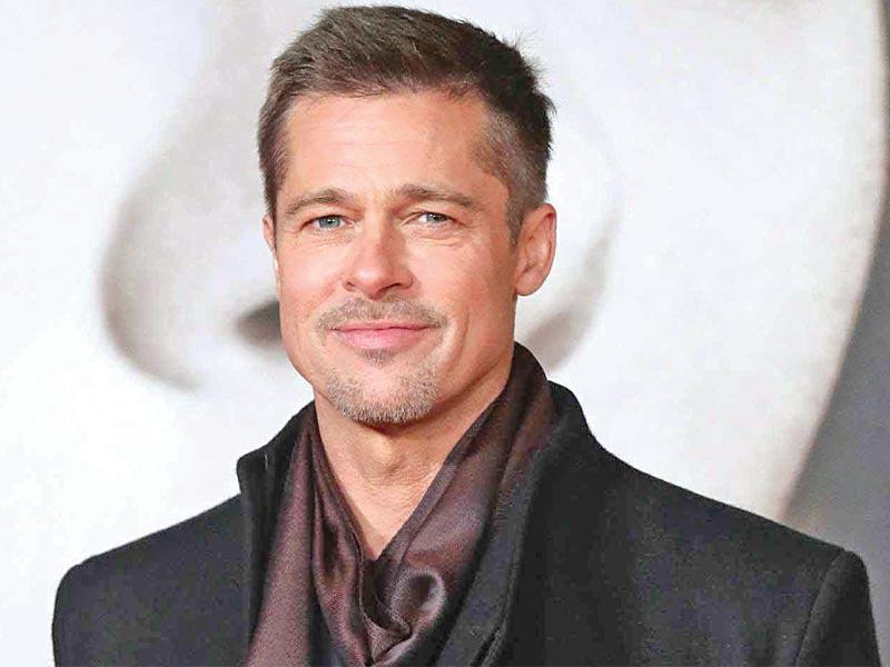 النجم العالمي ​براد بيت