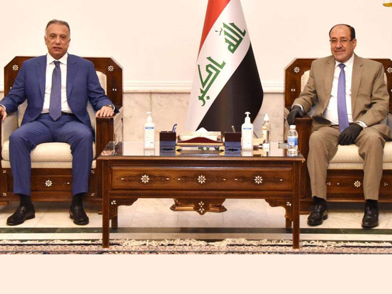 رئيس الحكومة العراقية الجديد مصطفى الكاظمي مستقبلاً رئيس الحكومة السابق نوري المالكي أمس