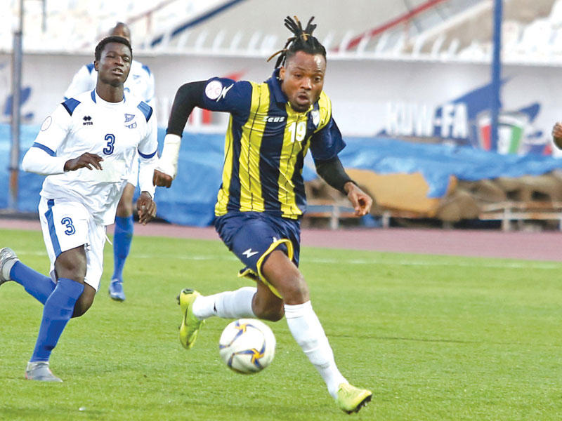 المهاجم الإيفواري أحمد تيتي