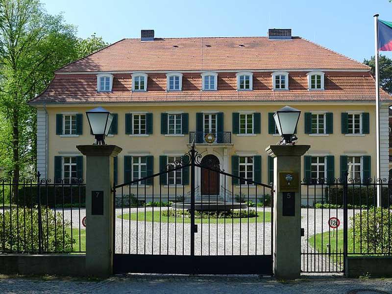 السفارة  الكويتية لدى ألمانيا