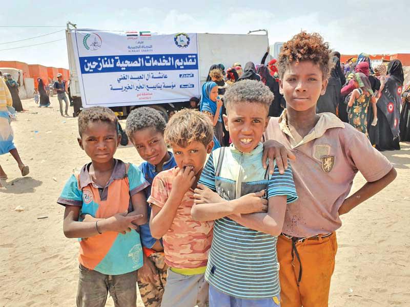 جانب من المشاريع الانسانية الصحية للجنة زكاة العثمان للنازحين اليمنيين