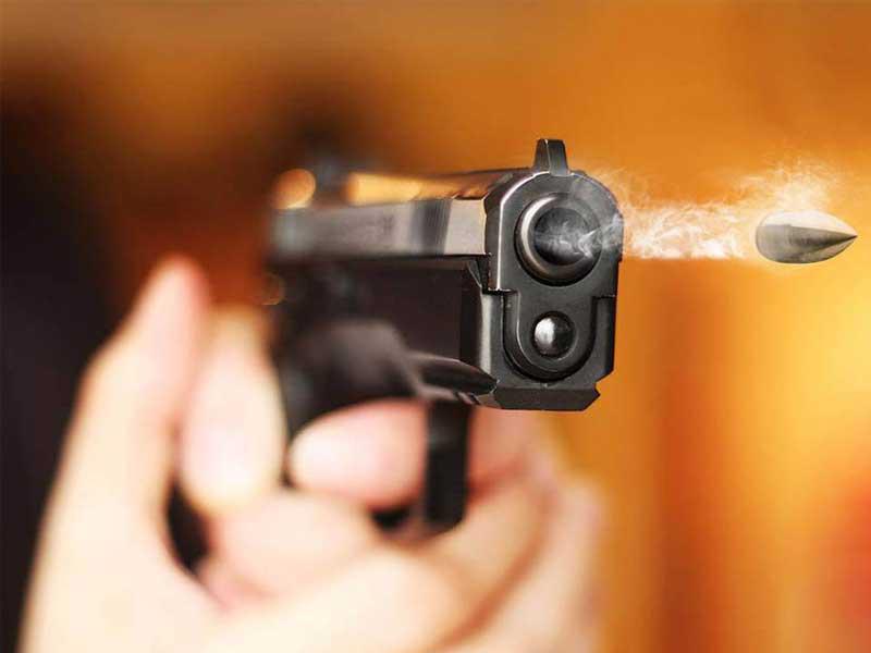 مواطن يتلقى رصاصة في منطقة  قصر