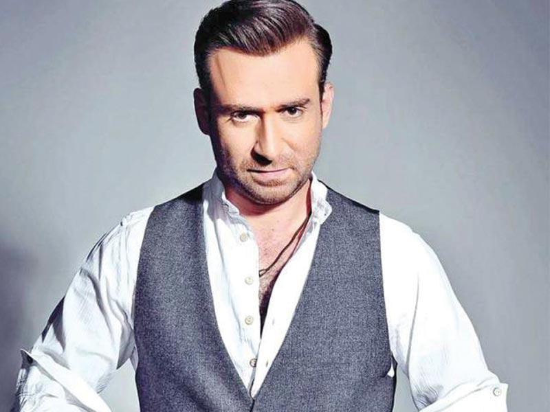 الفنان نضال الشافعي