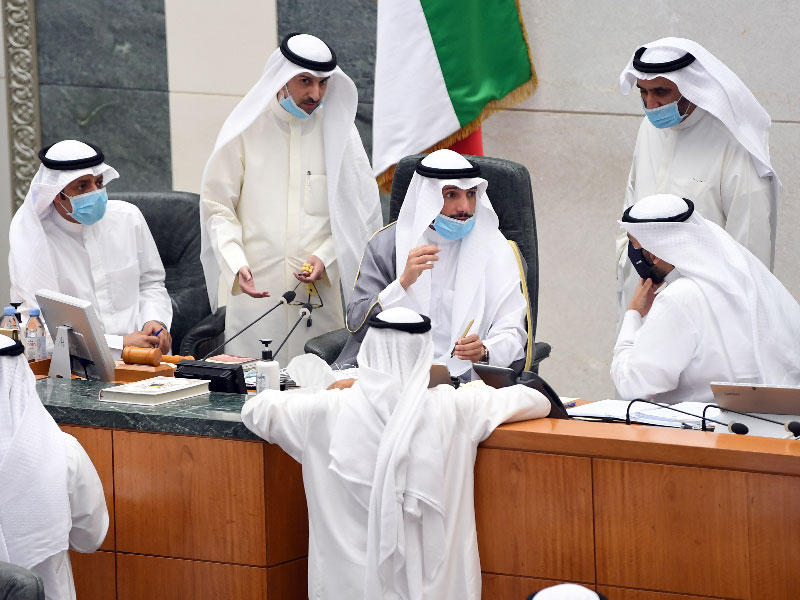  رئيس مجلس الأمة مرزوق الغانم في جلسة أمس 