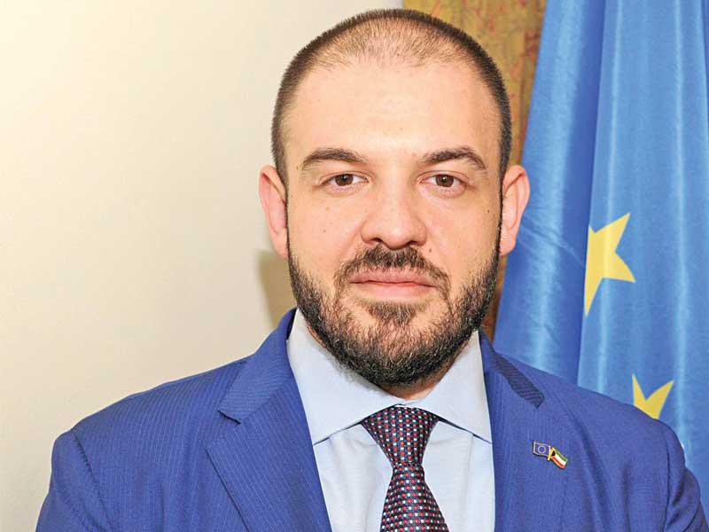 سفير الاتحاد الأوروبي لدى الكويت د. كريستيان تودور