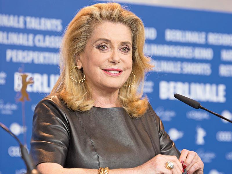 الممثلة الفرنسية كاترين دونوف