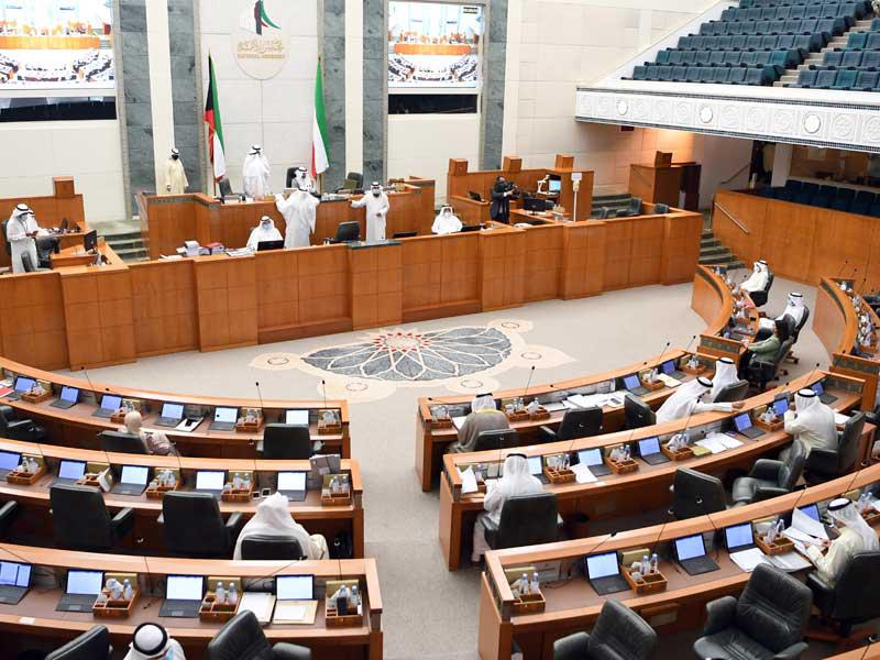 جانب من جلسة المجلس الأربعاء الماضي