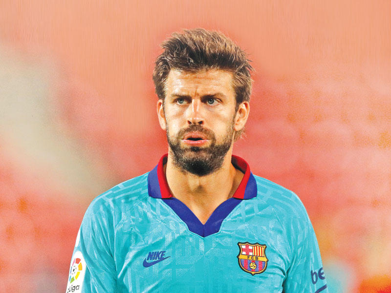 قلب دفاع برشلونة جيرار بيكيه