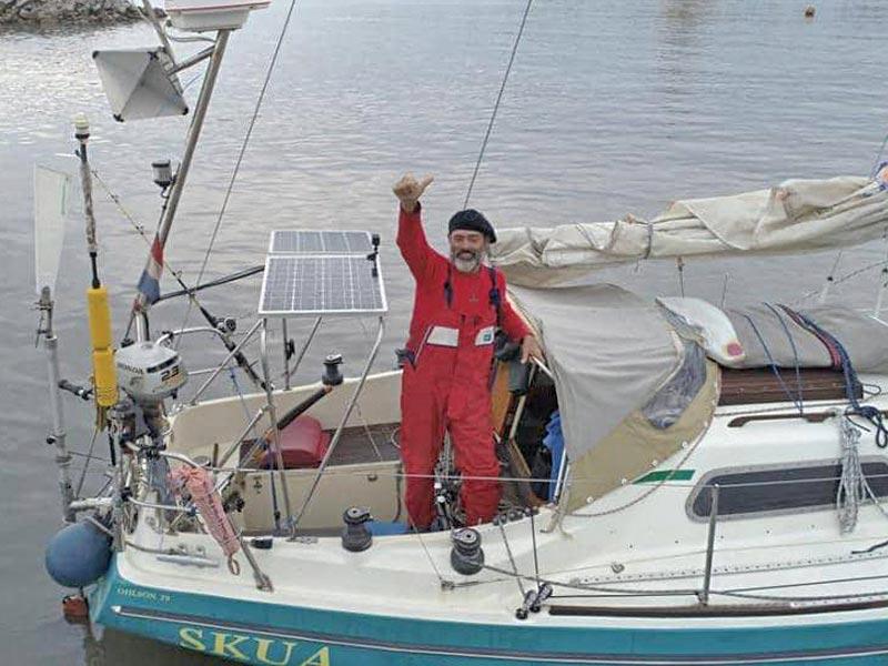 بارٌّ بوالديه بعد لقائهما: لقد نجحت