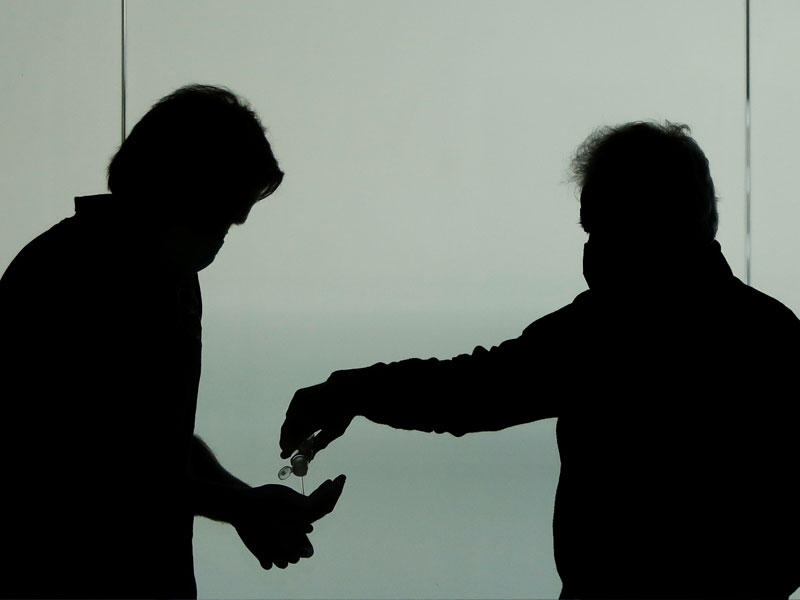 دول ترصد بوادر «الموجة الثانية» من فيروس كورونا