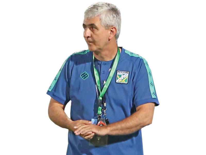 المدرب البوسني داركو نيستروفيتش 