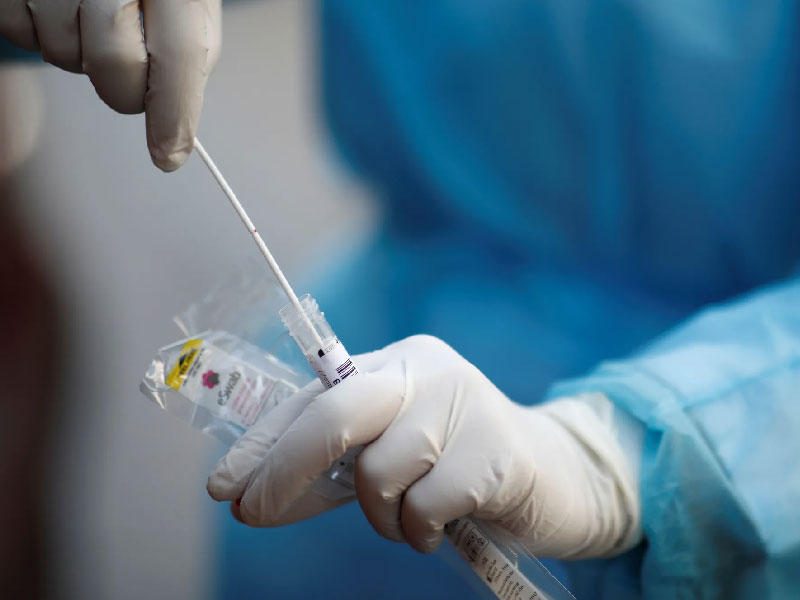 إصابات فيروس كورونا ترتفع مجدداً و52% منها لكويتيينn