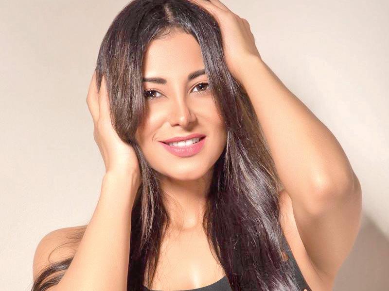 الفنانة انجي خطاب 