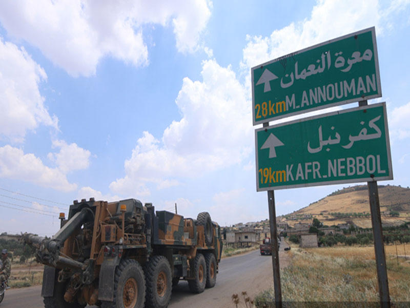 القوات التركية تقصف مواقع القوات السورية في معرة النعمان 