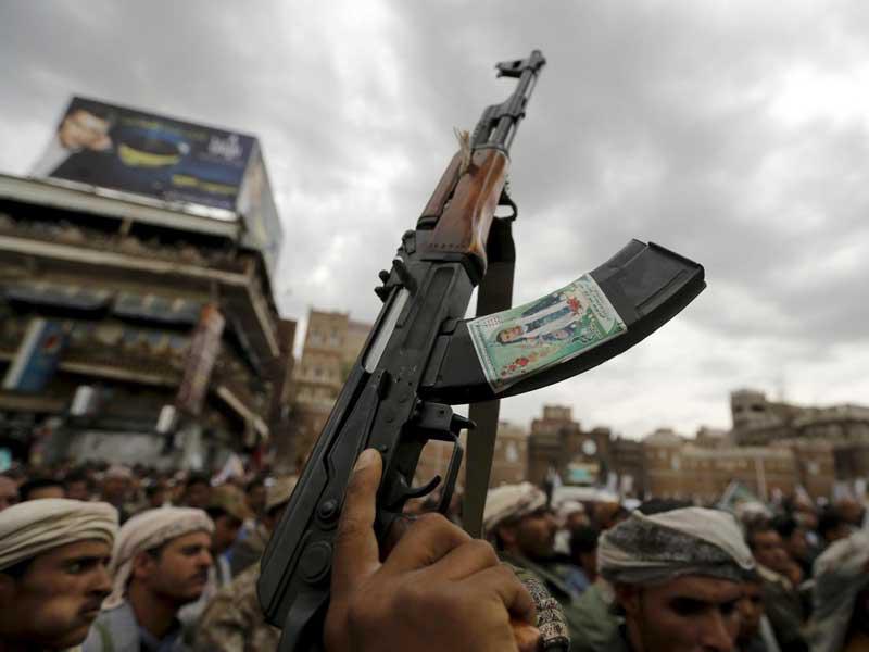 ميليشيا الحوثي تستهدف المناطق السكنية في المملكة العربية السعودية