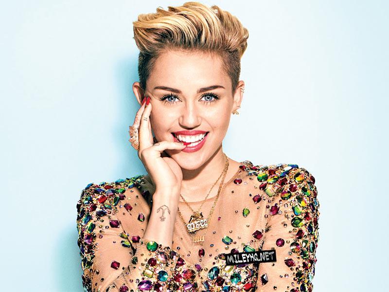 النجمة العالمية ​مايلي سايرس