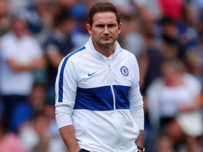 مدرب فريق تشلسي الإنكليزي فرانك لامبارد