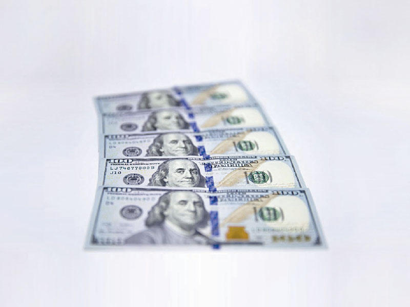 بنك الكويت الوطني توجهات المخاطر تتحكم في تحركات الدولار