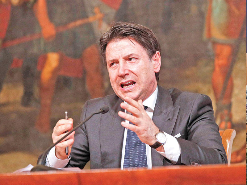 رئيس الحكومة الإيطالي جوزيبي كونتي 