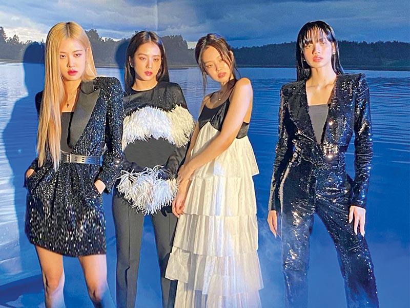 فرقة «بلاك بينك» الكورية