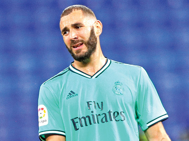 كريم بنزيمة نجم هجوم ريال مدريد