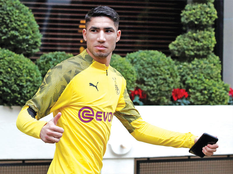 النجم المغربي أشرف حكيمي 