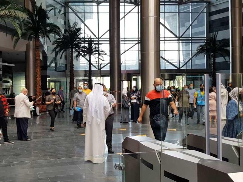 دخول موظفي ديوان وزارة التربية أمس