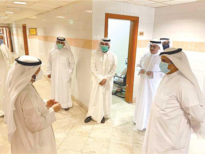 وكيل وزارة العدل عمر الشرقاوي خلال الجولة