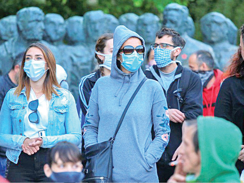 عمليات شراء مشبوهة لأجهزة تنفس اصطناعي خلال فيروس كورونا