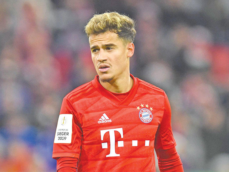 لاعب الوسط البرازيلي فيليب كوتينيو 