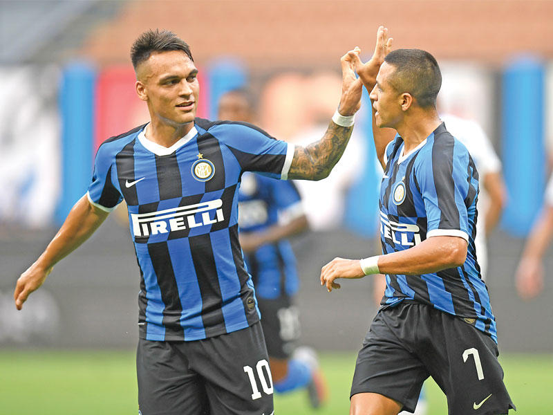 سانشيز ولاوتارو مارتينيز نجما الإنتر