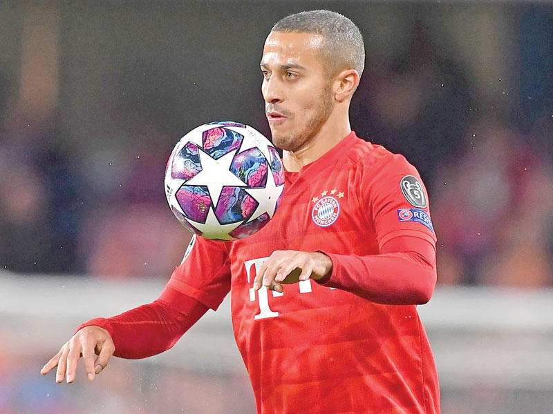 تياغو ألكانتارا  لاعب وسط بايرن ميونيخ 