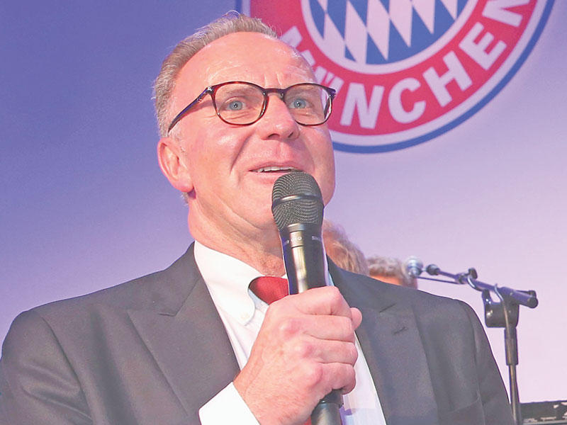 هاينز رومينيغه الرئيس التنفيذي لنادي بايرن ميونيخ الألماني لكرة القدم