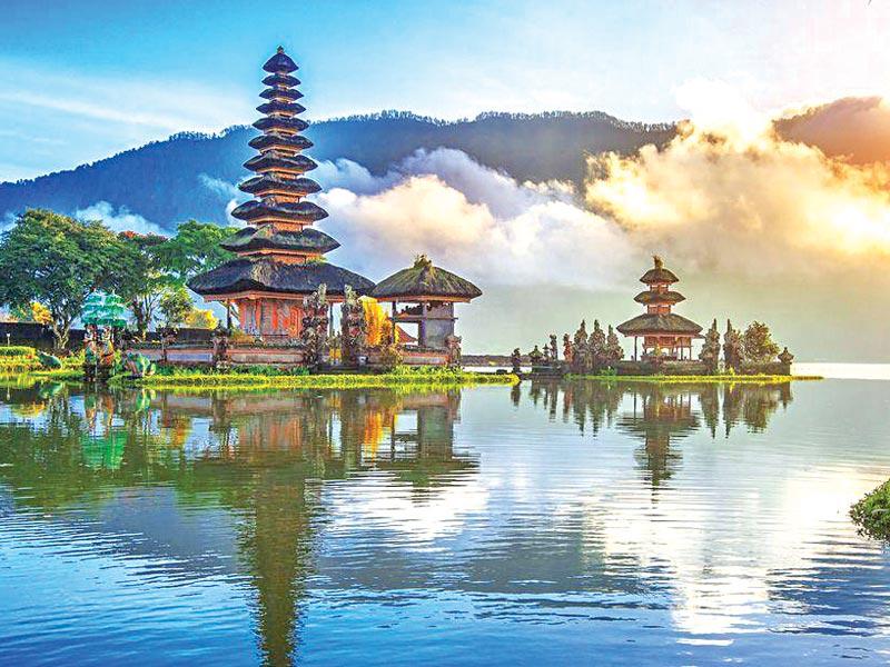 بالي تفتح أبوابها للسياحة الخارجية في سبتمبر