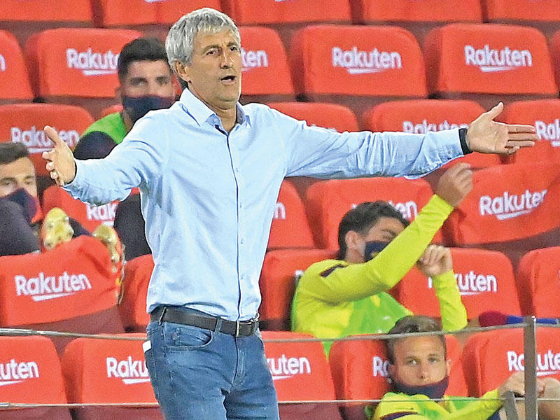 المدير الفني لبرشلونة كيكي سيتيين