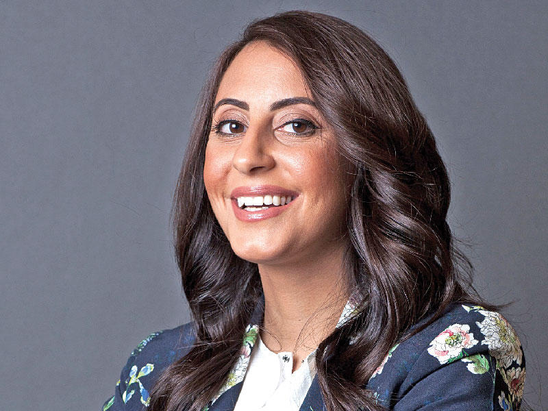 كارين الحفار