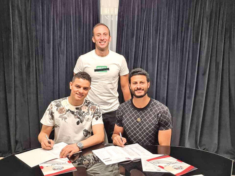 محمد الشناوي وسعد سمير أثناء التجديد