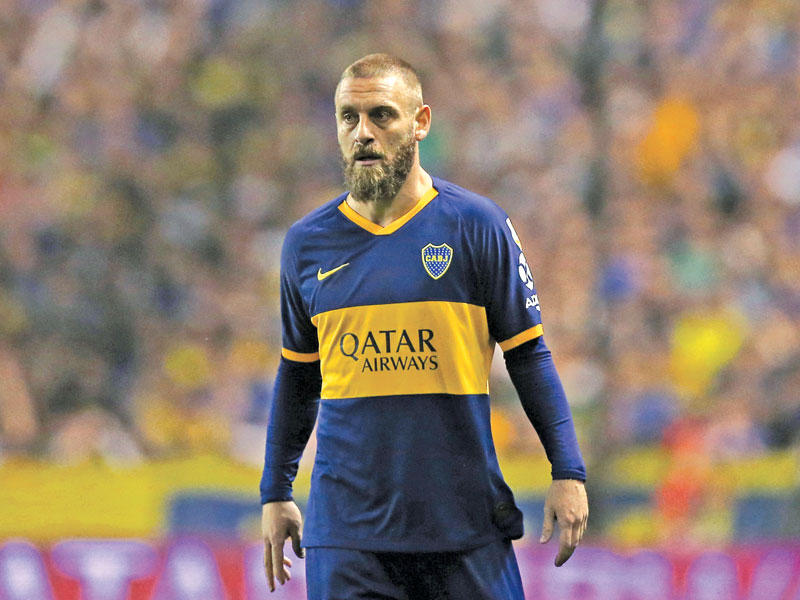 اللاعب الإيطالي السابق دانيلي دي روسي