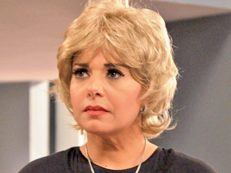 الفنانة صابرين