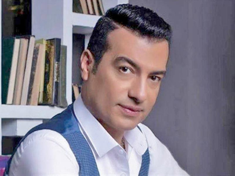 المطرب إيهاب توفيق