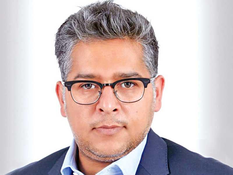 رئيس وحدة المسالك البولية في مستشفى الفروانية د. فيصل الهاجري