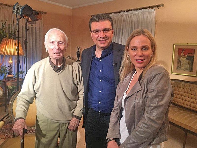 الفنان محمود رضا وابنته الفنانة شيرين 